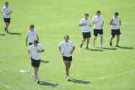 Cuando viaja no disfruta