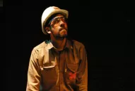 Fiesta con dramaturgia propia