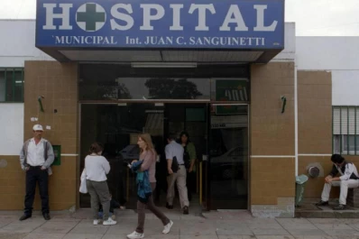 Tras el parto, la ginecóloga dio por muerto al bebé pero su abuela notó que se movía