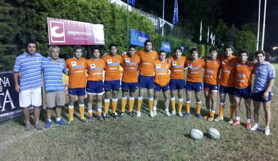 NARANJAS. El seleccionado tucumano llega a Paraná tras haberse consagrado campeones en el Seven de GER, en Rosario. El año pasado perdió la final ante Salta por 7-5. 