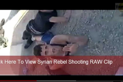 Un rebelde sirio graba cómo mata a 10 hombres