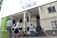 Los alumnos de la ESEA van a una mediación con autoridades educativas