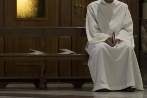 La Iglesia abrió en Milán una línea telefónica para exorcismos