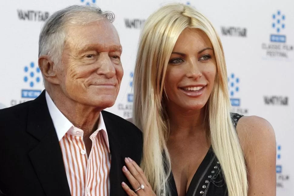 A los 86 años, el dueño de Playboy se casará con una conejita de 26