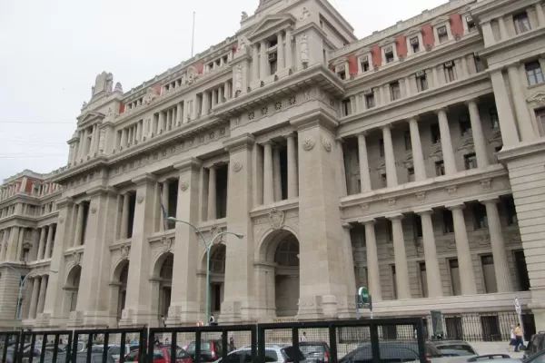 La Corte rechazó el planteo del Grupo Clarín contra el per saltum