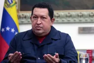 Chávez viaja Cuba para operarse por el cáncer