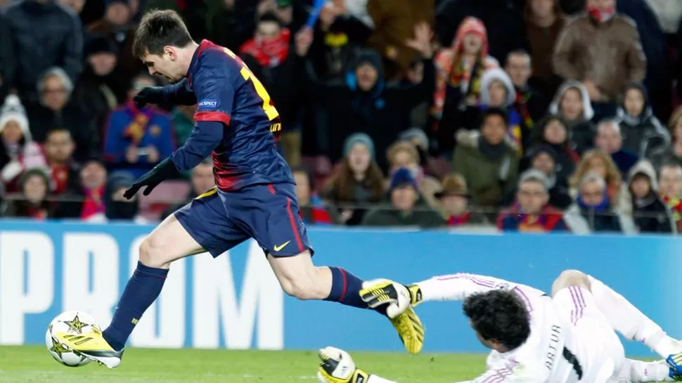 SUERTE PULGA. Messi quiere cerrar el año con el récord de goles en el bolsillo. REUTERS