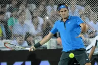 Federer se tomó la revancha en una gran exhibición