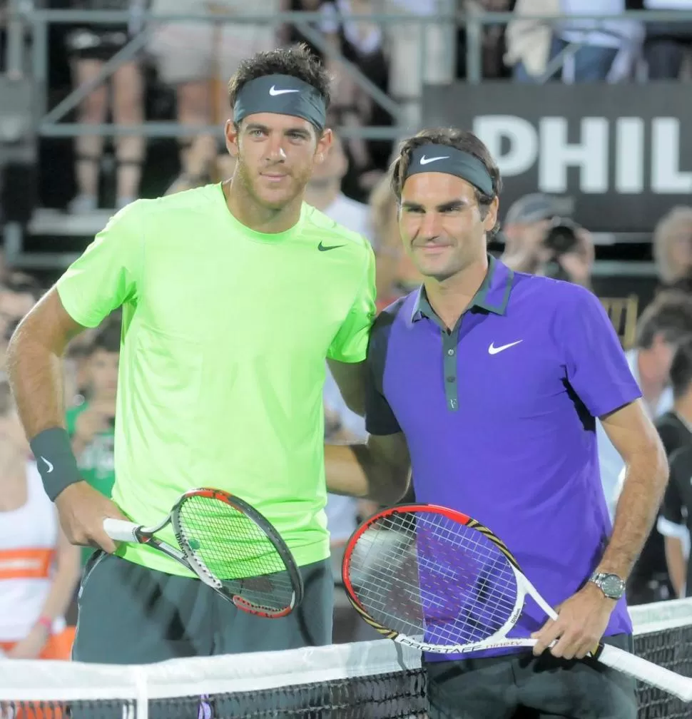 CON TODA LA ONDA. Juan Martín del Potro y Roger Federer mantienen una excelente relación. Anoche, ello fue muy visible. 