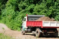 Sigue la extracción de áridos en el cerro San Javier