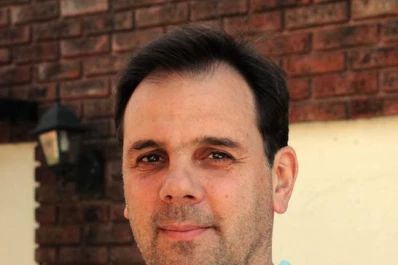 Weber seguirá como DT de la selección