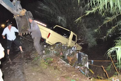 Lo encandilaron, dio un volantazo y cayó a una zanja en Tafí Viejo