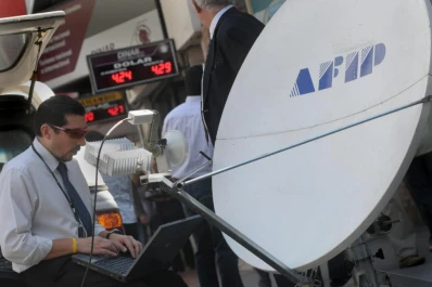 El cepo cambiario se ajusta más para bancos y empresas