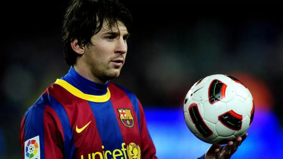 DESPEDIDA Y DEDICATORIA. Lionel Messi jugará el último partido del año para Barcelona, que buscará dedicarle el triunfo al entrenador Tito Vilanova, quien se encuentra internado.