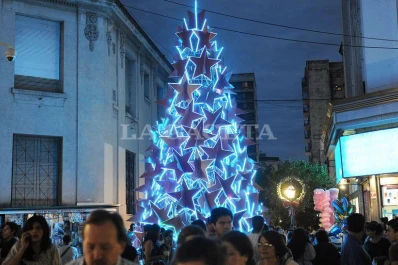 Navidad llegará con cielo cubierto y posibles tormentas aisladas