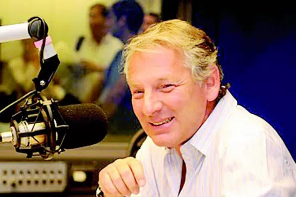 Polémicos cambios y despidos en la radio