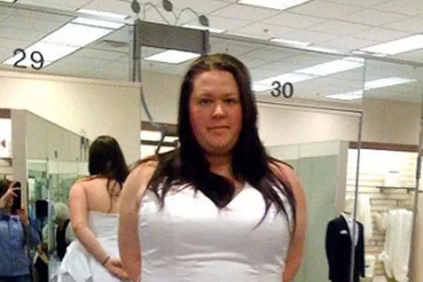 La fotógrafa Julia Kozerski retrata su dramático proceso de descenso de peso