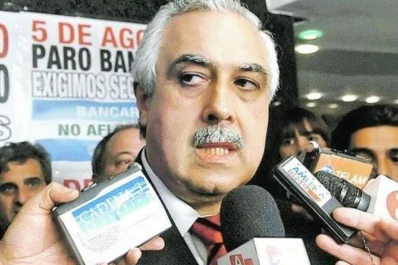 Los bancarios van al cese de actividades si no hay acuerdo
