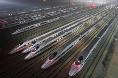 China inauguró tren bala más largo del mundo