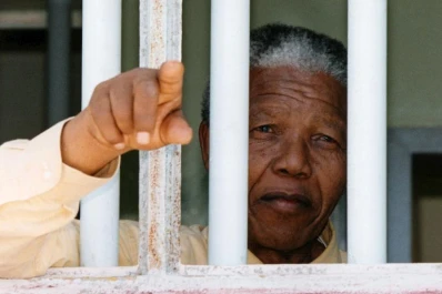 Nelson Mandela fue dado de alta