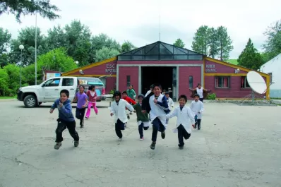 El cine apagó el silencio en la escuela de Rodeo Grande