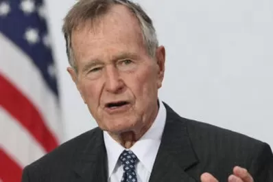 Leve mejoría del ex Presidente George Bush