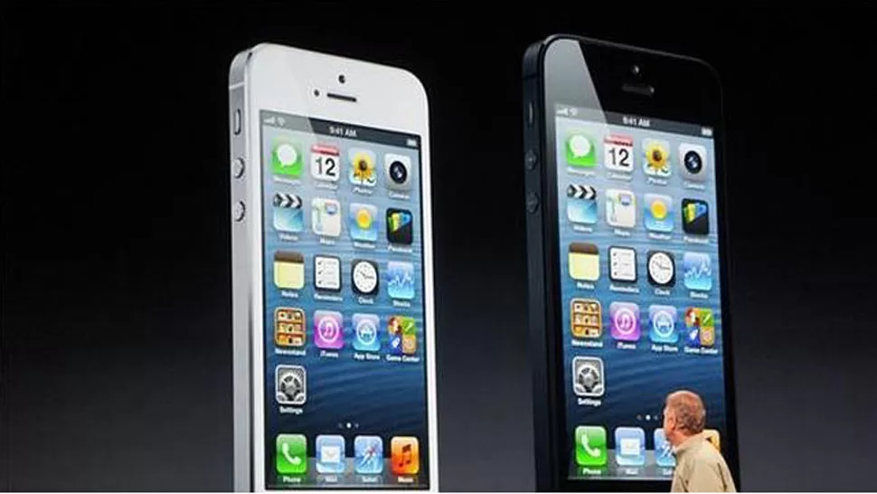 RECUERDO. A meses de la presentación del iPhone 5, Apple ya piensa en el 6. FOTO TOMADA DE ABC.ES