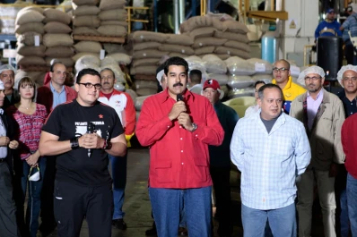 Guerra de mensajes cruzados sobre la salud de Chávez