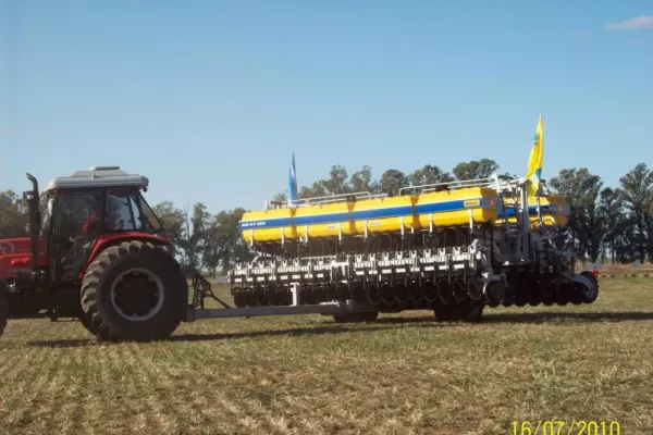 En Tucumán, la falta de agua en campos golpea la campaña de soja