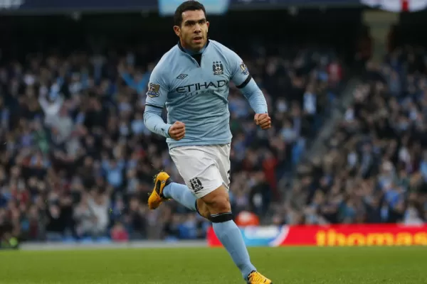 Tévez volvió a ser titular y marcó un gol en la victoria del City