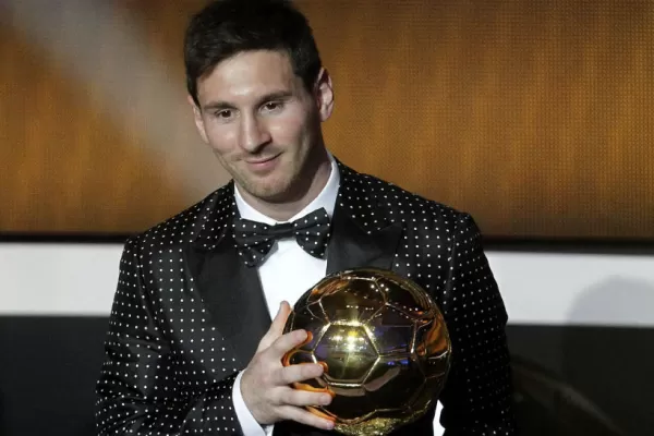 El mundo del fútbol se rindió, nuevamente, ante los pies de Messi