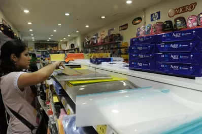 El adelanto en el inicio de las clases generó la compra anticipada de útiles y mochilas