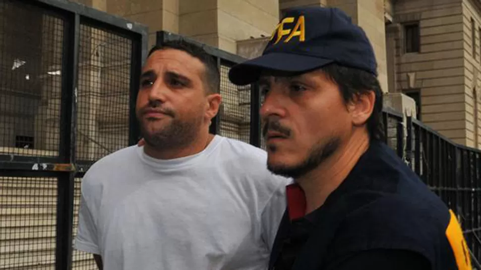 ESPOSADO. Martín fue detenido ayer cuando concurrió a Tribunales a interiorizarse por la situación de su cuñado. FOTO TOMADA DE LANACION.COM