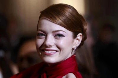 La bella Emma Stone anunciará los oscar