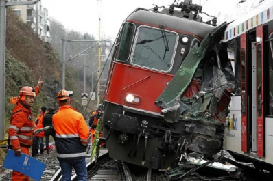 El choque de dos trenes en Suiza deja 17 heridos