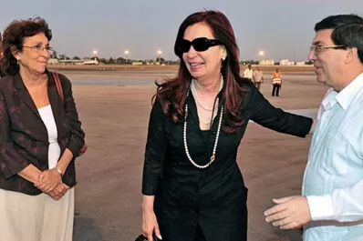Cristina llegó a Cuba, para apoyar a Chávez en su convalescencia
