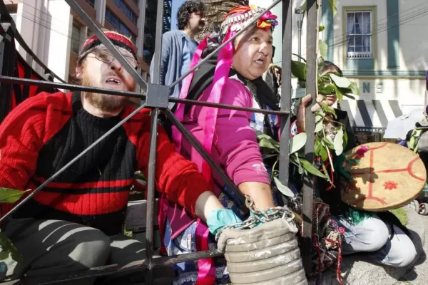 Los incidentes en la región mapuche complican a Piñera