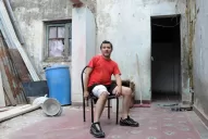 Le metí un botellazo en la cabeza, pero me hicieron tres tiros