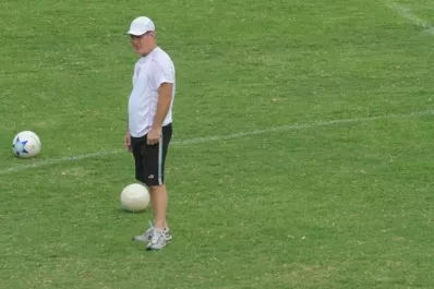 San Martín: nadie se entrena hasta que paguen