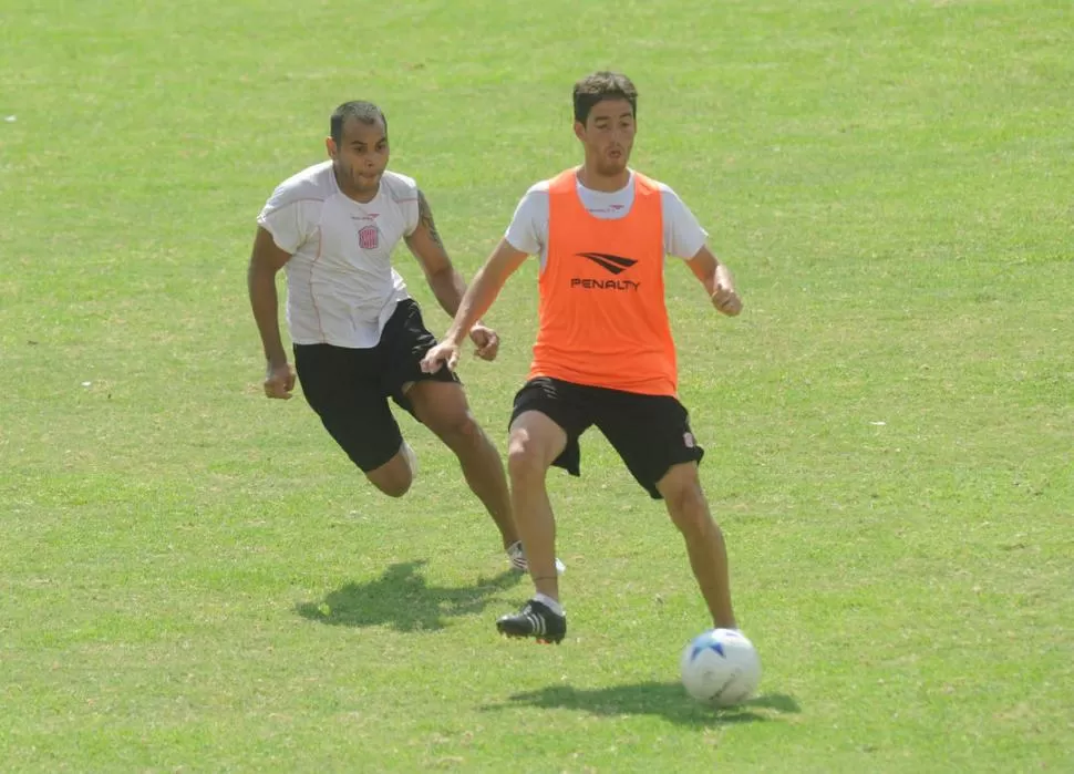 CHANCES. Gonzalo Cáceres y Rodrigo Malbernat se perfilan para ser titulares frente a Sportivo Belgrano.  