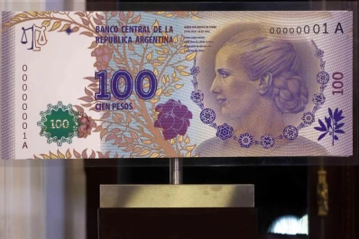 Pretendía vender billetes falsos de $100 a $30