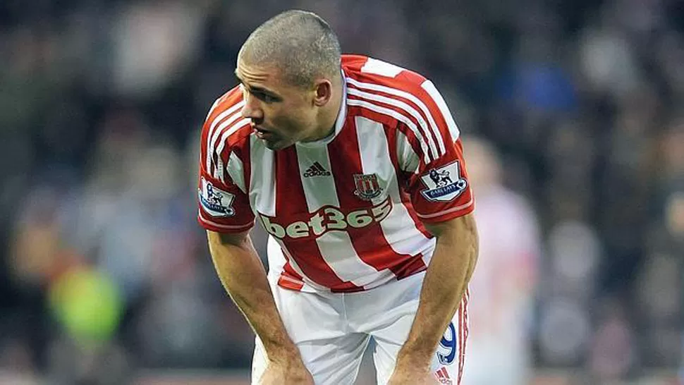 IMPOTENCIA. El gesto de Jonathan Walters es más que evidente. FOTO TOMADA DE ABC.ES