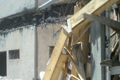 Se derrumbó una obra en construcción en Las Termas de Río Hondo