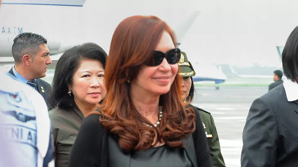 GIRA. La Presidenta se encuentra viajando por Indonesia. DYN