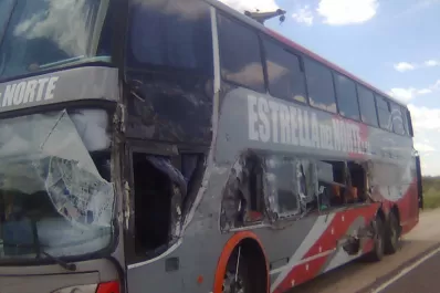 Chocó un colectivo que trasladaba 50 niños tucumanos