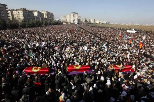 Funeral de militantes kurdas