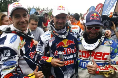 El Dakar fue para los más grandes: Peterhansel, Despres y Patronelli