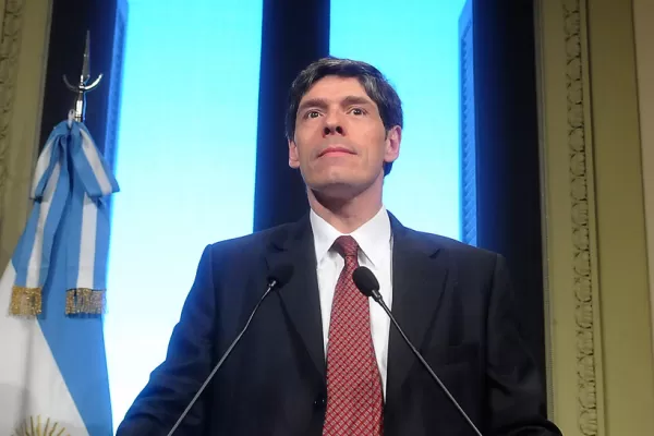 El Gobierno afirma que no le pone techo a las paritarias