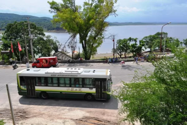 Subite al  bondi  y   viajá gratis a destinos locales
