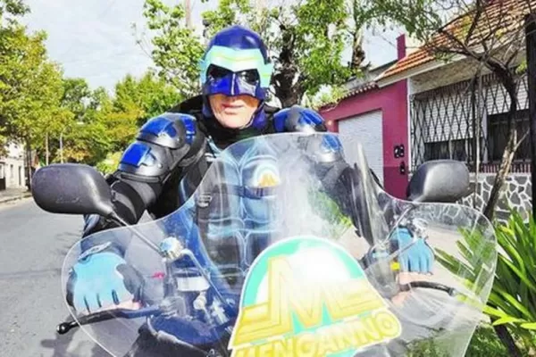 El superhéroe de Lanús fue imputado por llevar armas